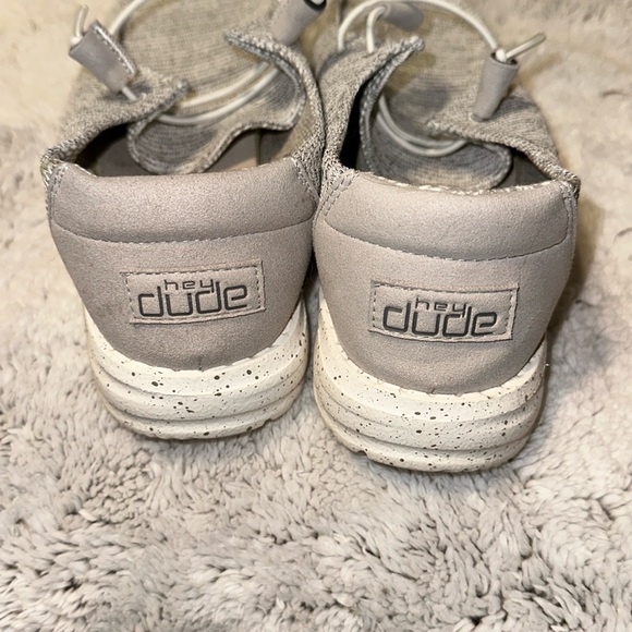 Hey Dudes - Picture 6 of 6